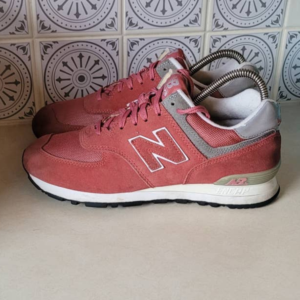 New Balance x Concepts 574 Rose Sneakers Size 9.5 - Picture 3 of 6